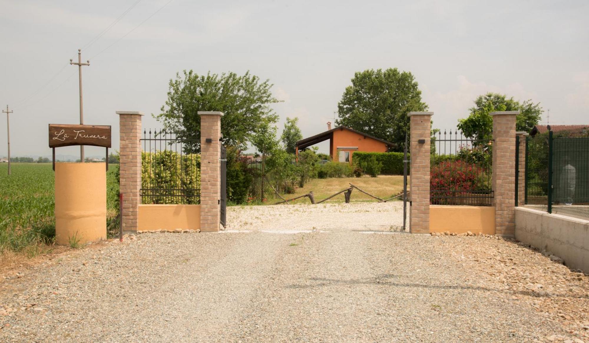 La Trunera Guest House Alessandria Exterior foto